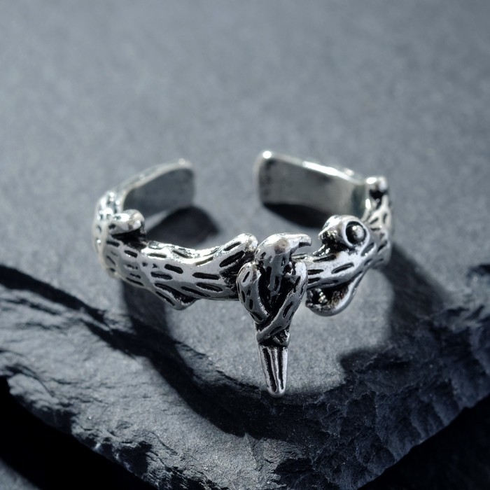 Кольцо "Перстень" ворон, цвет чернёное серебро, безразмерное оптом