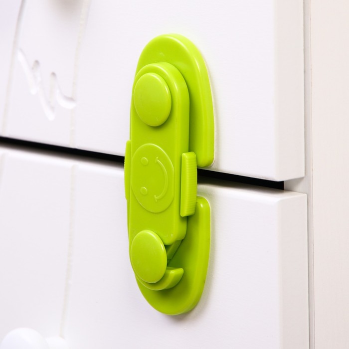 Блокиратор для дверей шкафов, цвет зелёный оптом