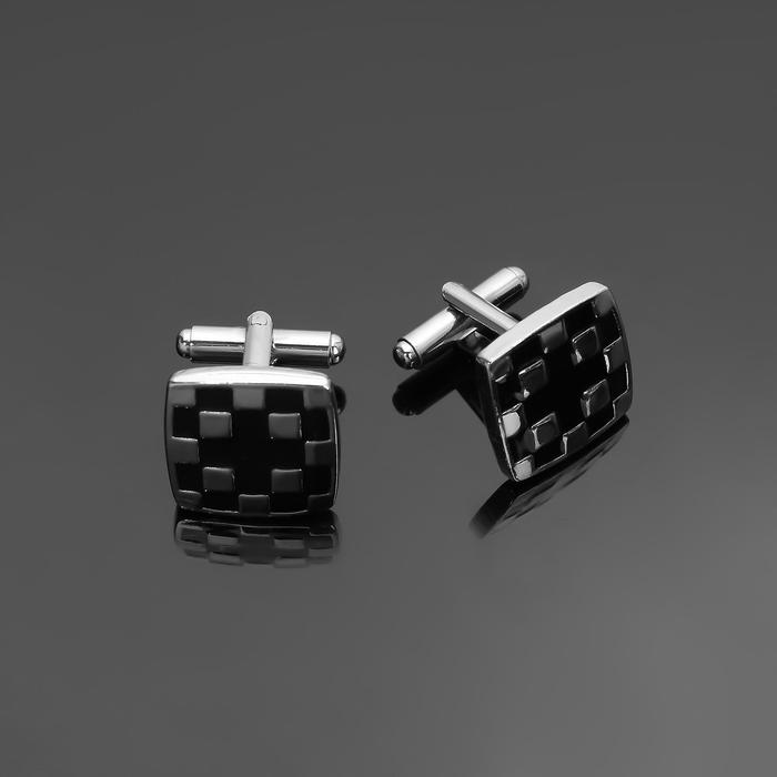 Запонки стальные "Квадрат" шахматная доска, цвет чёрный серебре оптом