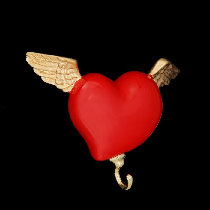Вешалка "Сердце с крыльями" красная, 11 ? 3 ? 10 см оптом